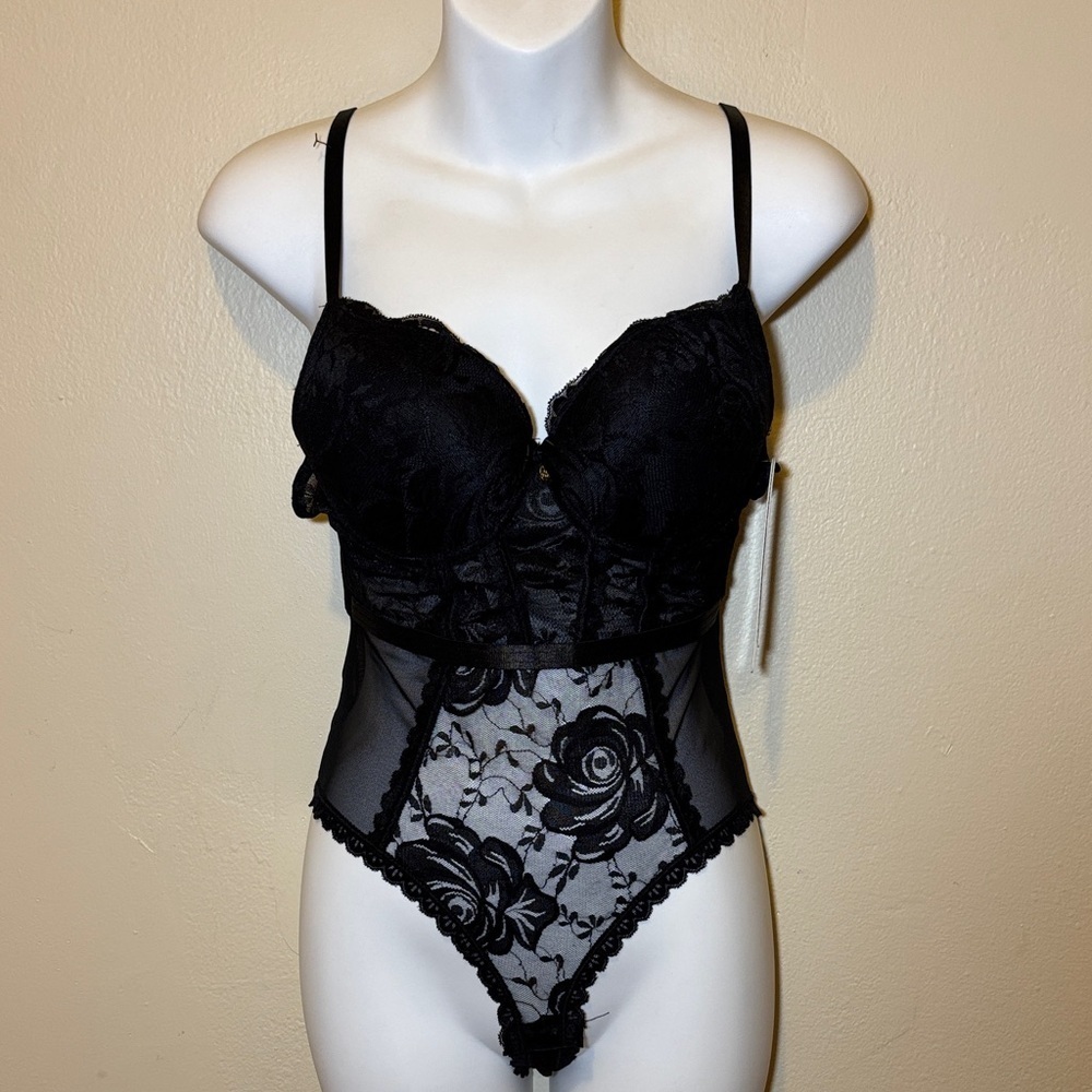 Daisy Fuentes Black Lace Floral Bodysuit